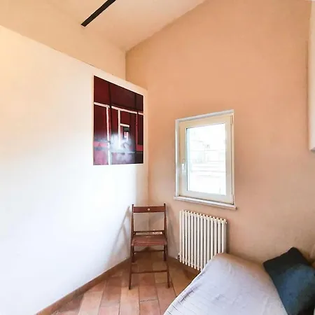 Cozy In Pigneto Up To 4 Rom