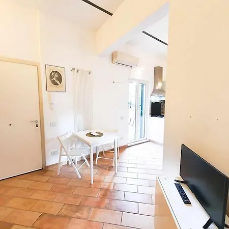 Cozy In Pigneto Up To 4 Διαμέρισμα